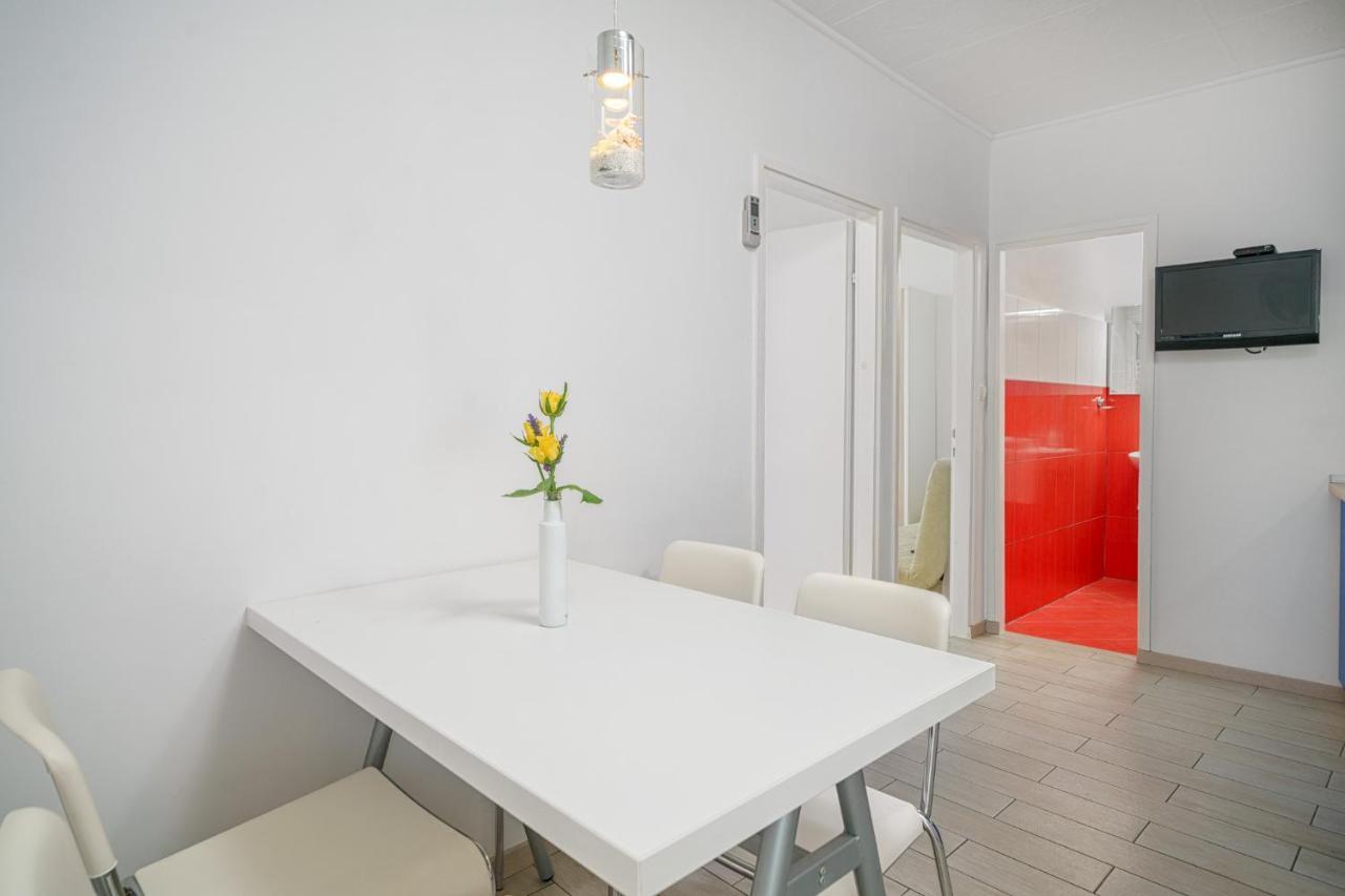 Apartmani Gabriella Водице Екстер'єр фото