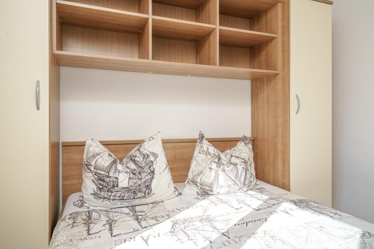 Apartmani Gabriella Водице Екстер'єр фото