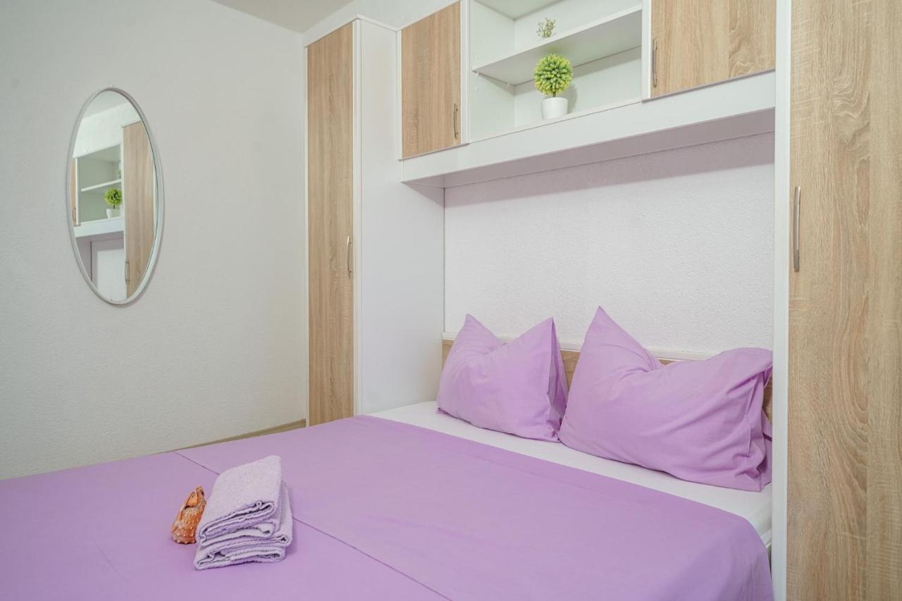 Apartmani Gabriella Водице Екстер'єр фото