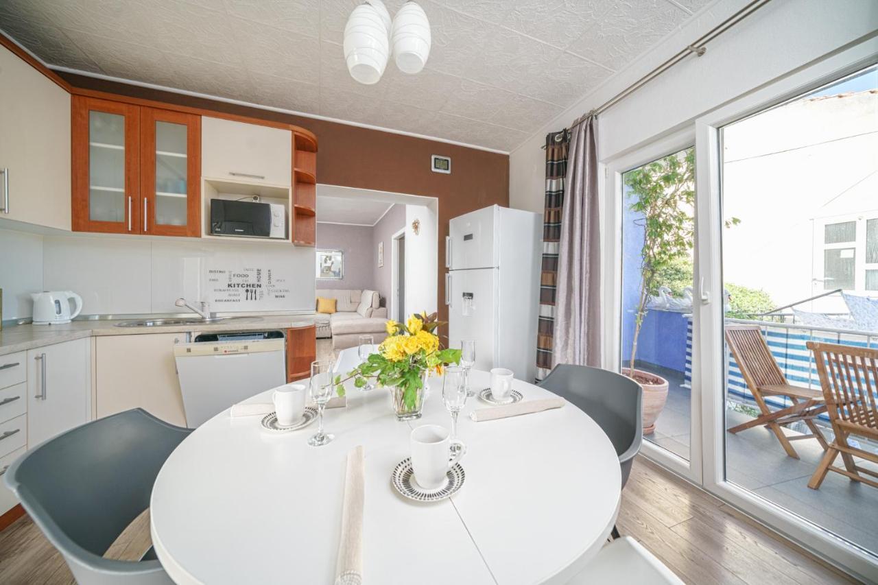 Apartmani Gabriella Водице Екстер'єр фото