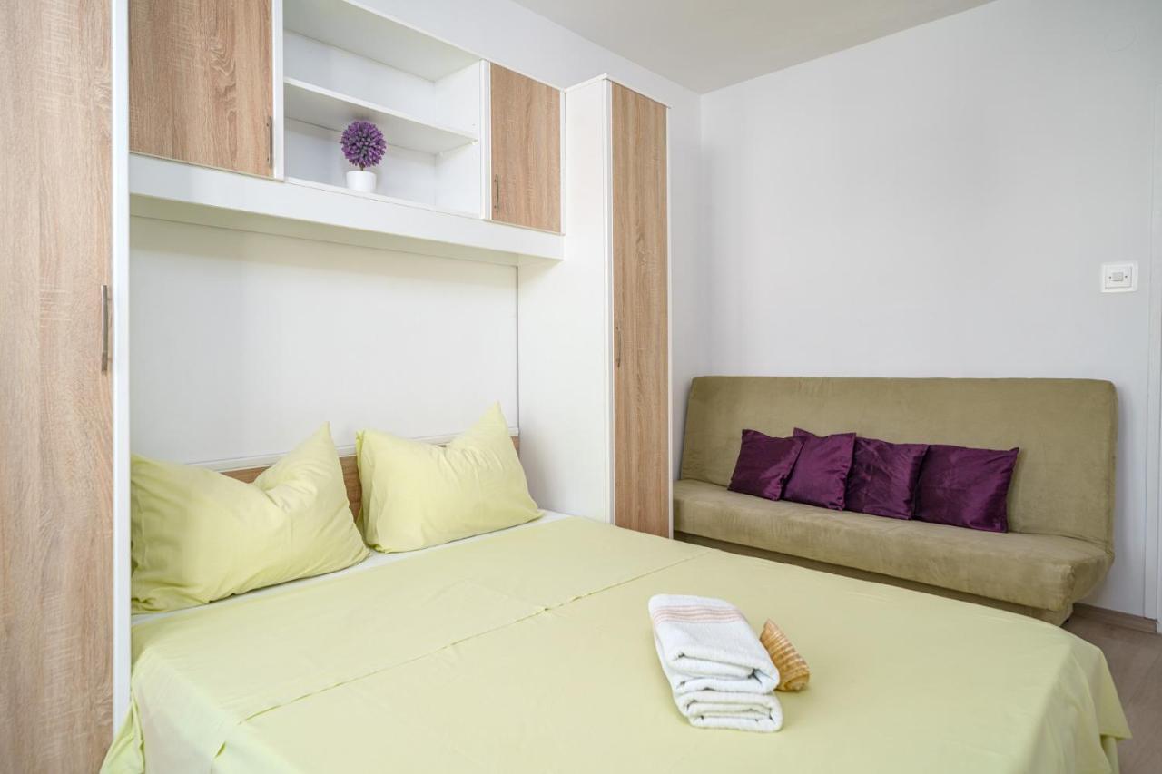 Apartmani Gabriella Водице Екстер'єр фото